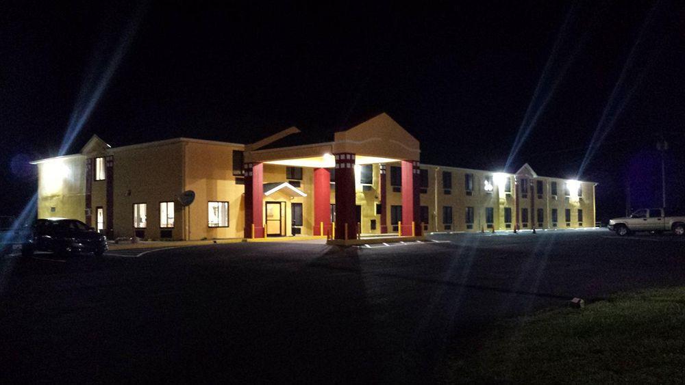 Quality Inn & Suites Brandenburg - Fort Knox Ngoại thất bức ảnh