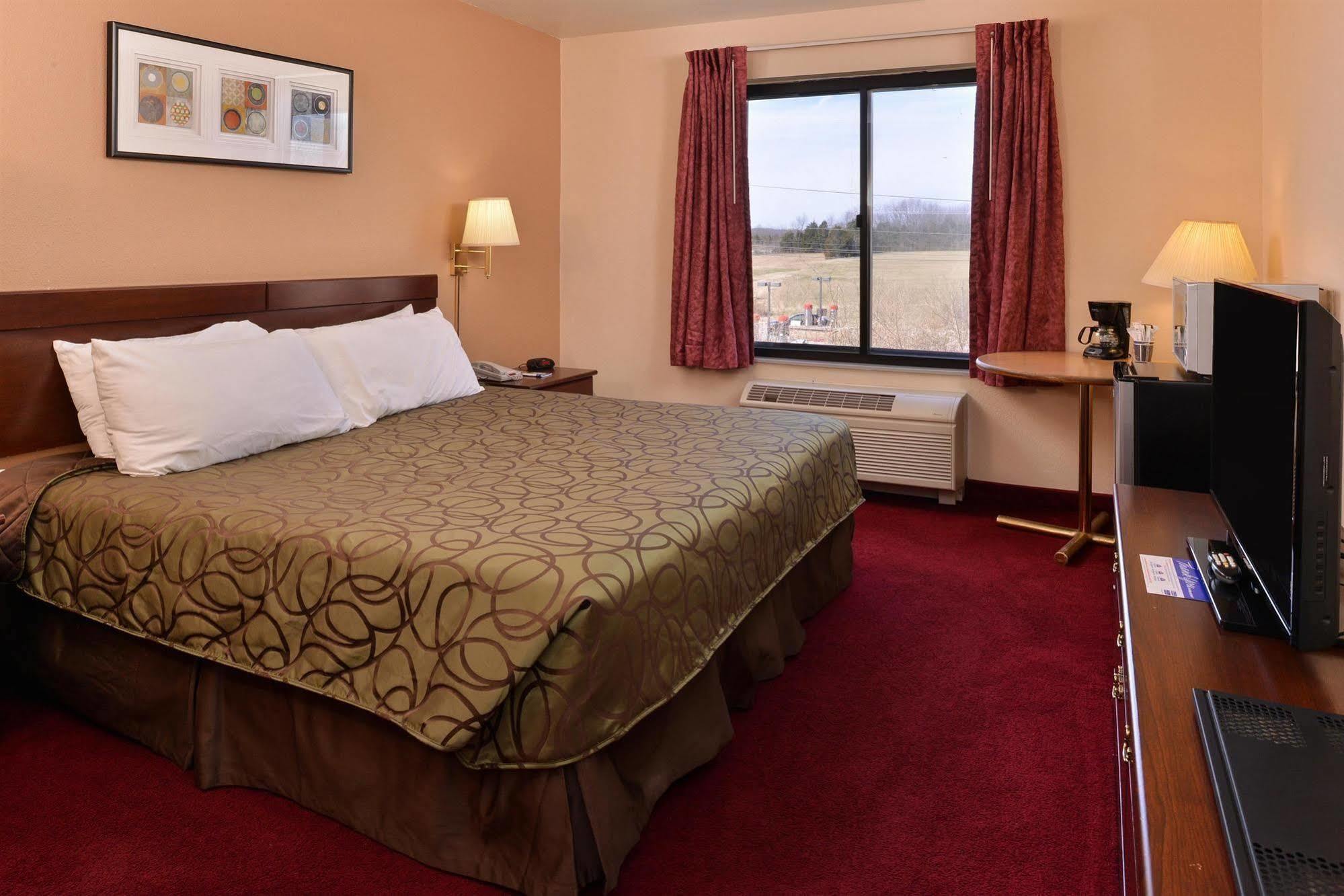 Quality Inn & Suites Brandenburg - Fort Knox Ngoại thất bức ảnh