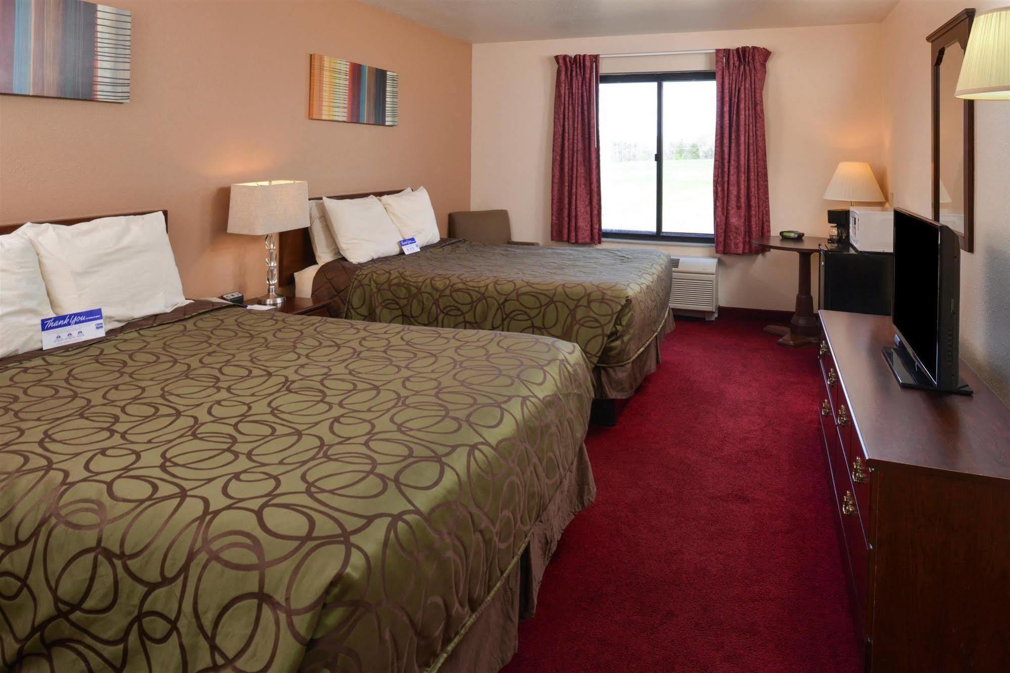 Quality Inn & Suites Brandenburg - Fort Knox Ngoại thất bức ảnh