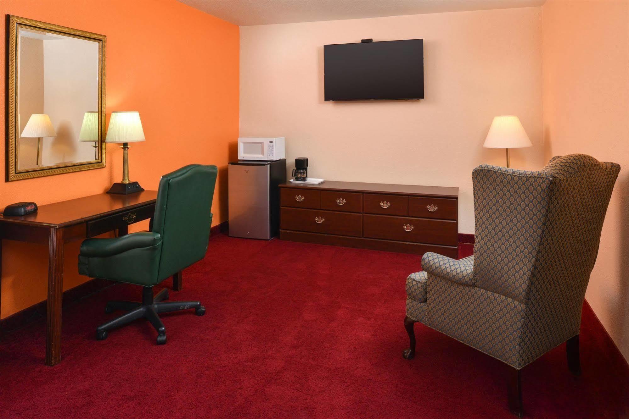 Quality Inn & Suites Brandenburg - Fort Knox Ngoại thất bức ảnh